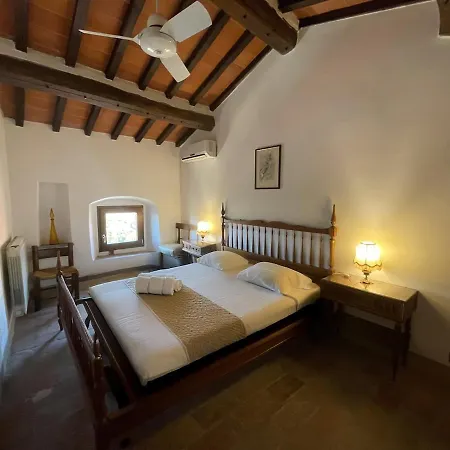 Nyaraló Degli Dei *